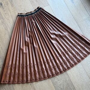 Le Superbe leather pleated skirt